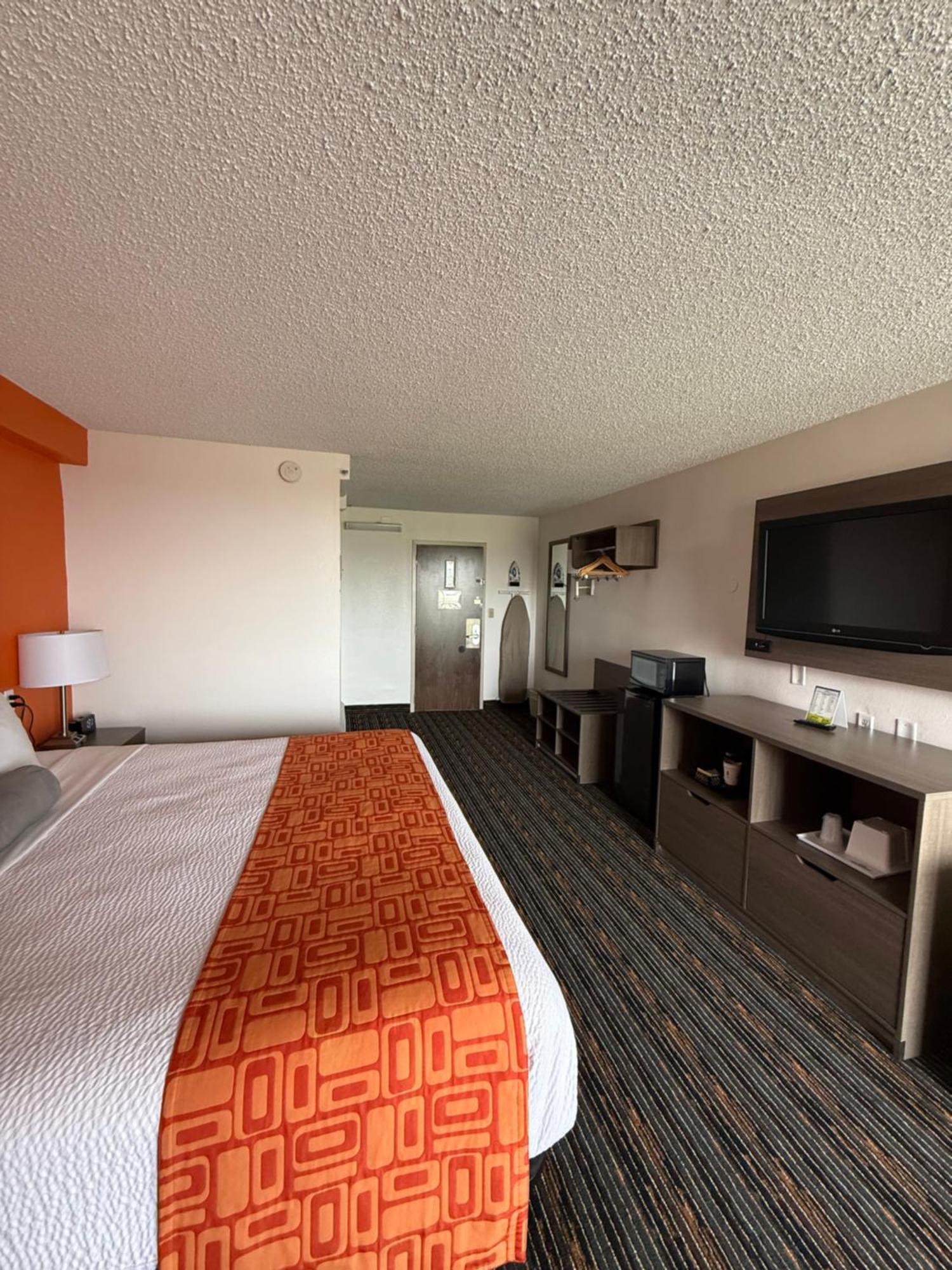 Howard Johnson By Wyndham Lexington Ngoại thất bức ảnh